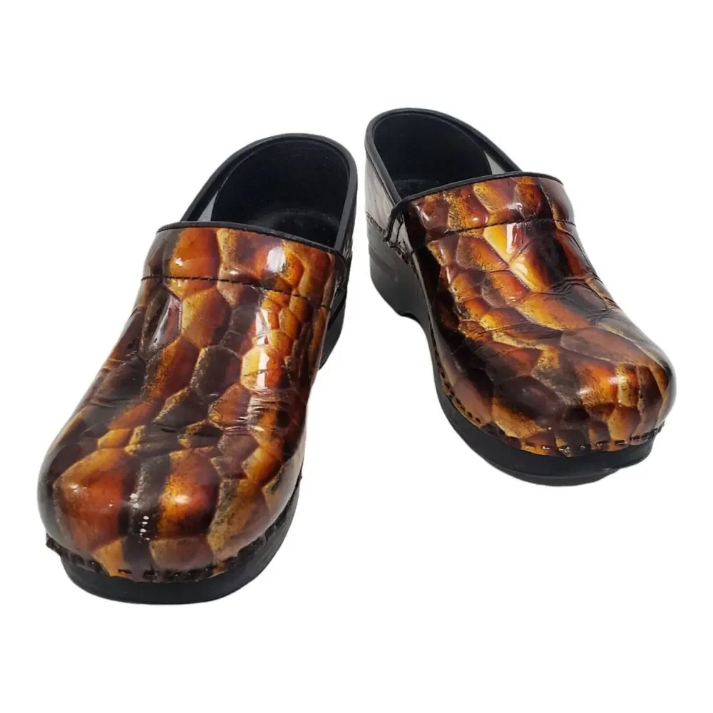 DANSKO Shoes Womens Size 37 US 7 Brown Animal Print Patent Leather Nursing Clogs